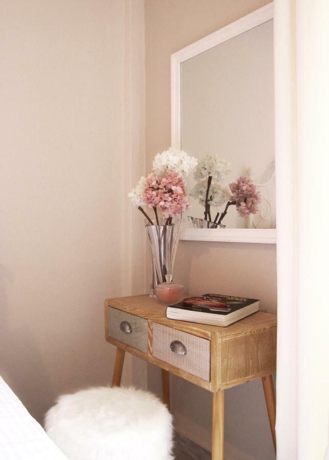 Tres Jolie - Stylish Cityheart Apartment Resmo Dış mekan fotoğraf